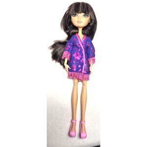2012 Ever After High Cerise Hood Doll 1st Chapter Dressed Brunette Gray Streaks